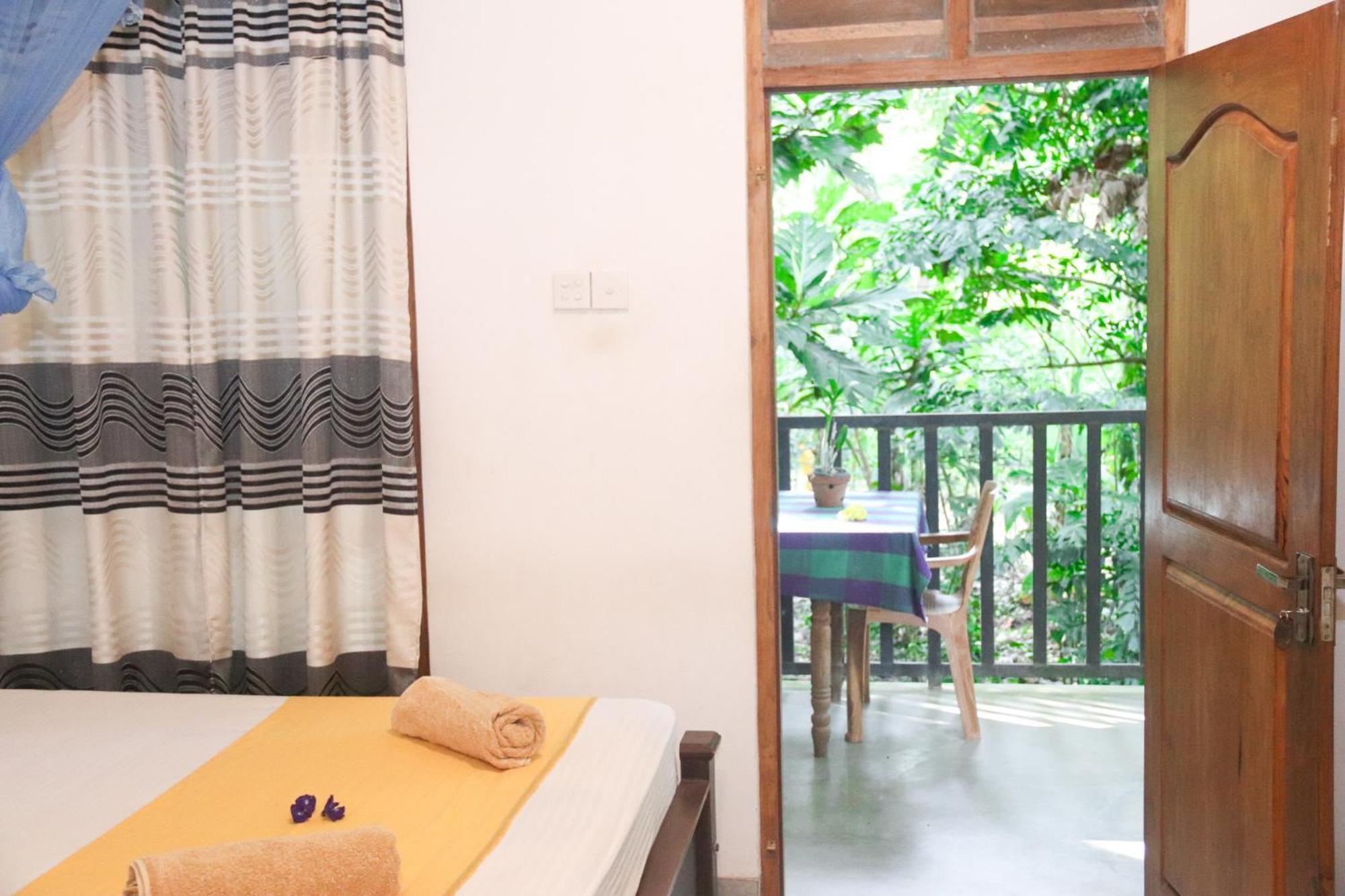 Nature Glow Cottage Udawalawe Bagian luar foto